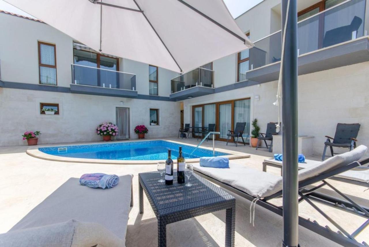 Villa La Veliki Drvenik Exteriör bild